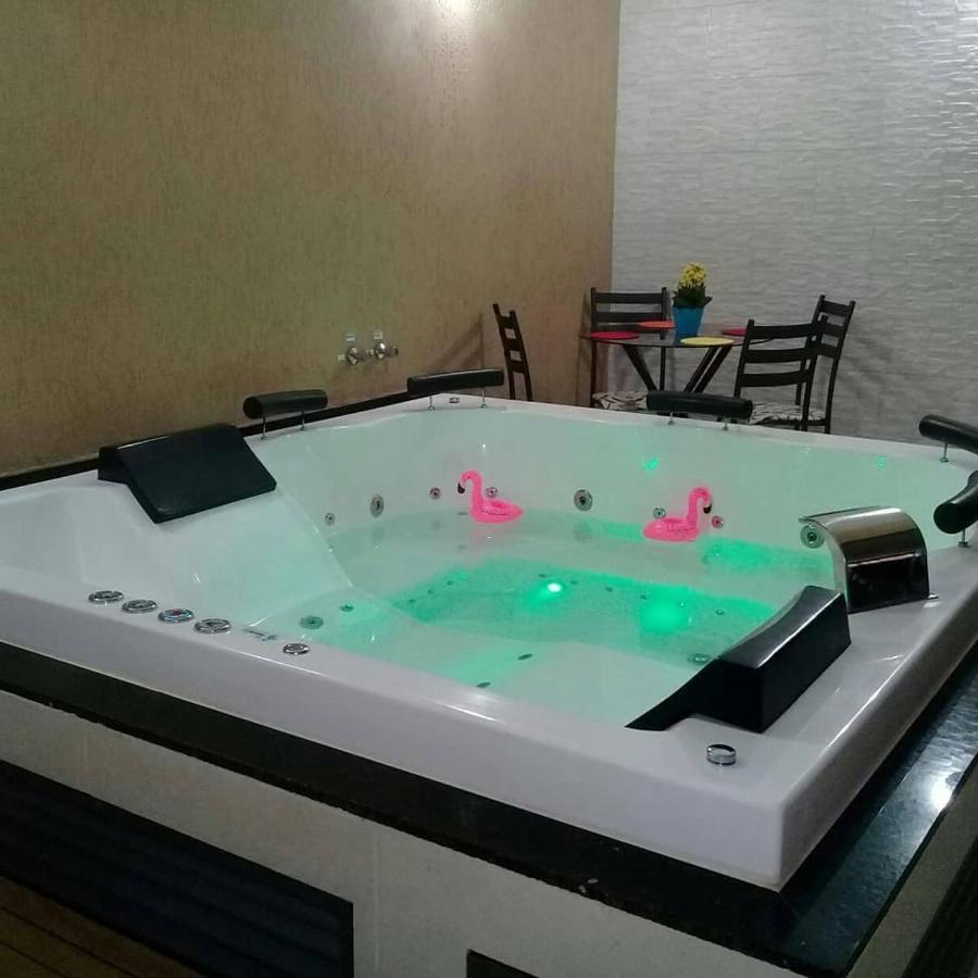 Casa Com 2 Quartos E Banheira De Hidromassagem Trindade  Bagian luar foto